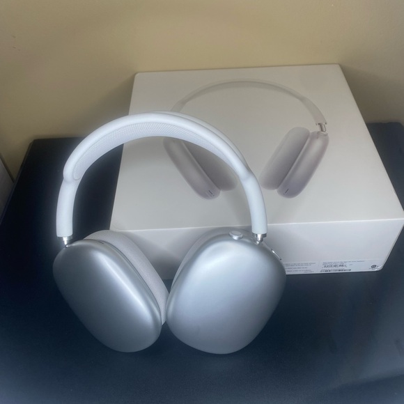 AirPod Max (1 of 1) Best Quality hands down - Picture 2 of 10